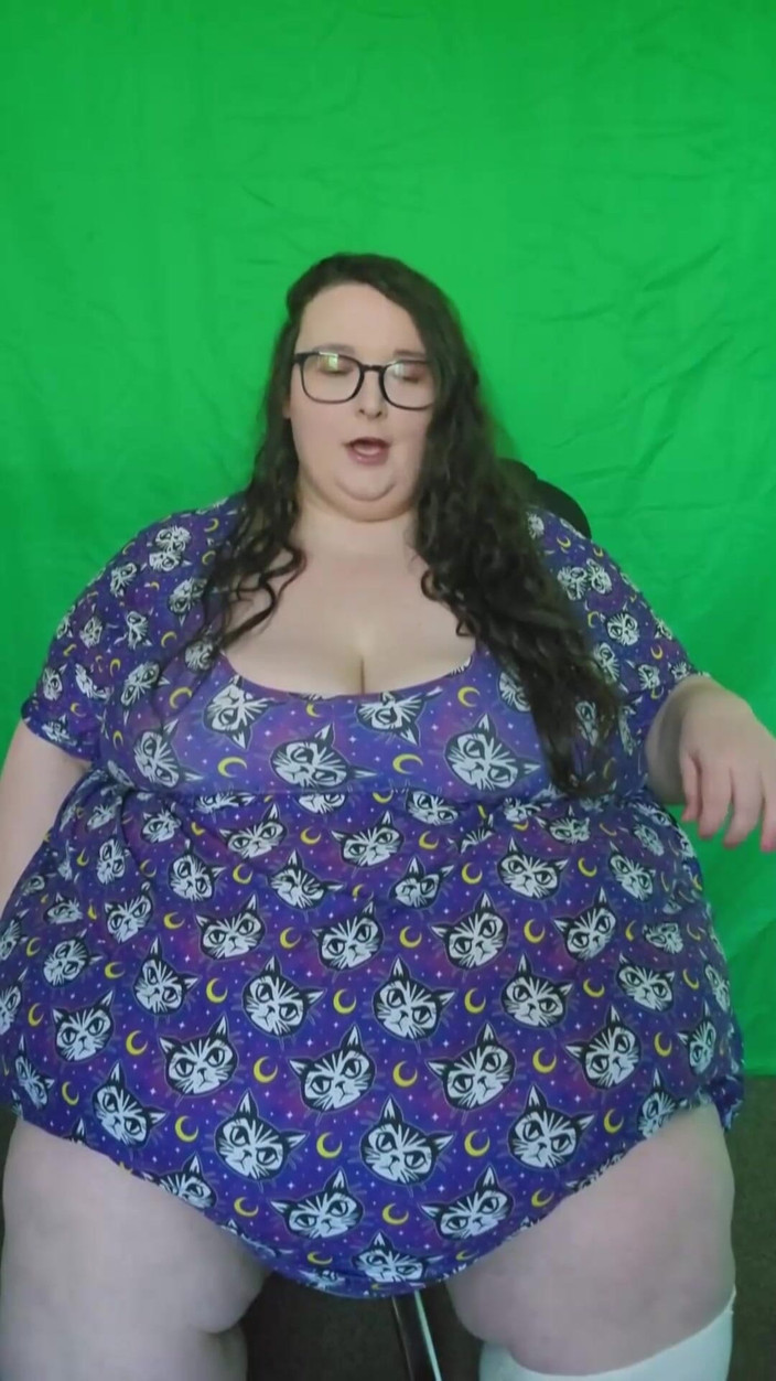 SSBBWLadyBrads: Culona respondiendo tus preguntas