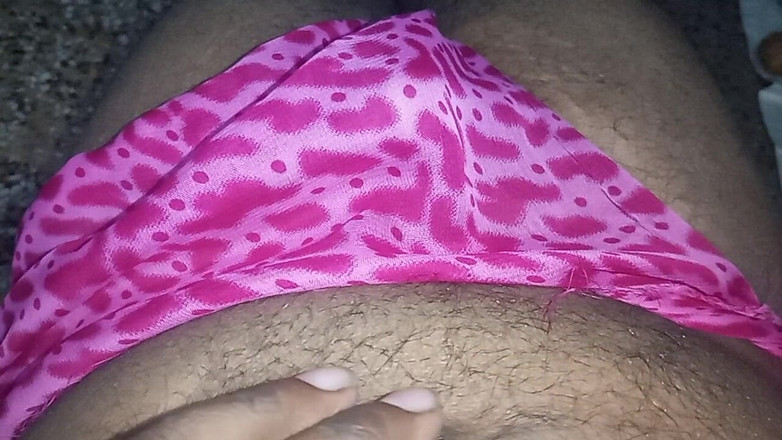 Hungry cliff: Desi čůrák