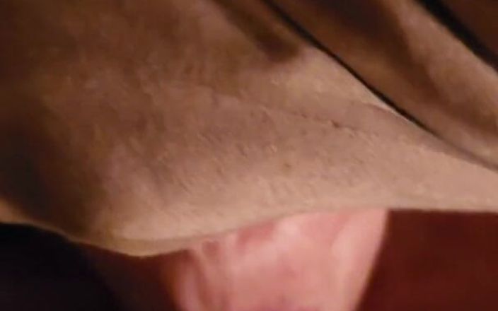 Funeastcoastcouple: Matar min 51 år gamla hotwife! Puma älskar att suga sin unge!