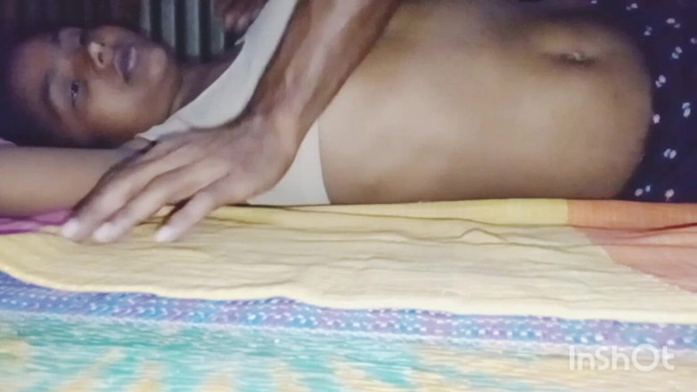 AmpleOunce283: 农村妻子与丈夫发生性关系 2025 年 10 月 25 日