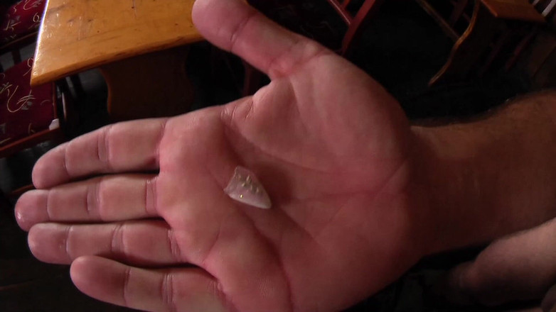 Old & Young: Gammal &amp;ung - bystig brunett knullas av två killar offentligt, se hennes...