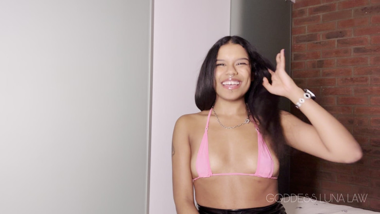 Goddess Luna Law: Bikini-balge gibt dir eine erniedrigende aufgabe