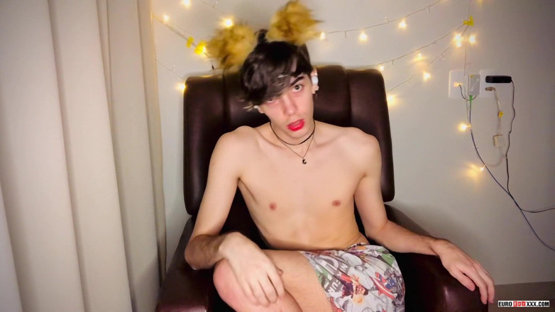 Euro boy xxx: A Cute Pup with a Big Bone