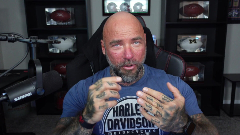 Raw and Uncensored with Masculine Jason: Klady a zápory být pornohvězdou