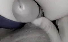 Mijn lieverd kwam uit de badkamer en ze was heet en had een geweldig lichaam. Ze had met plezier seks in haar vagina, en ze heeft en