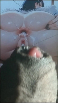 Une fille se laisse casser la queue