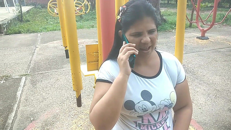 Adribella69: Teman suamiku tiba-tiba datang ke rumahku dan berujung ngentot sama...