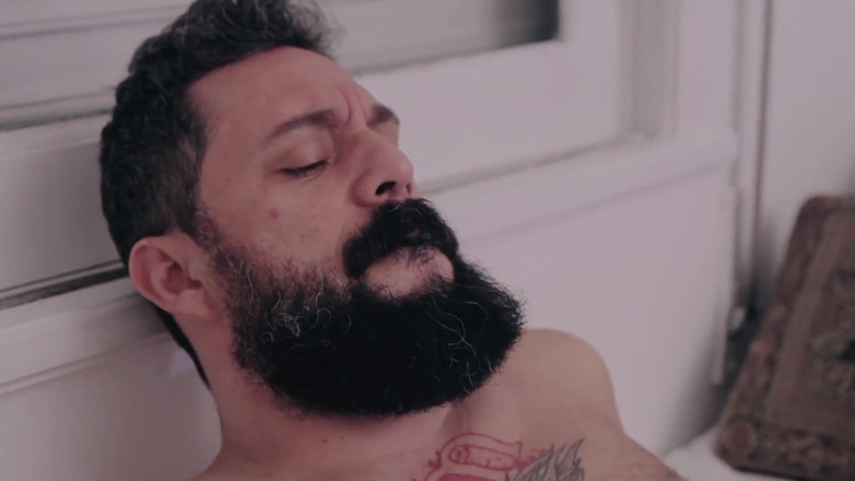 Quente club: L'amico del mio vecchio