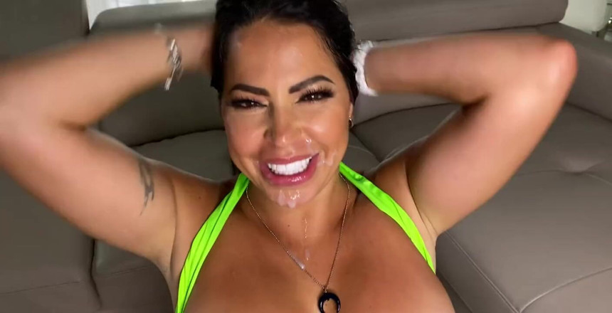 J-Mac: Matură sexy latino Julianna Vega arată bine ca un futai în...