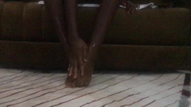 Browngurl234: African Ebony Feet Fetish Petite Oiled Teen 18 Sitting