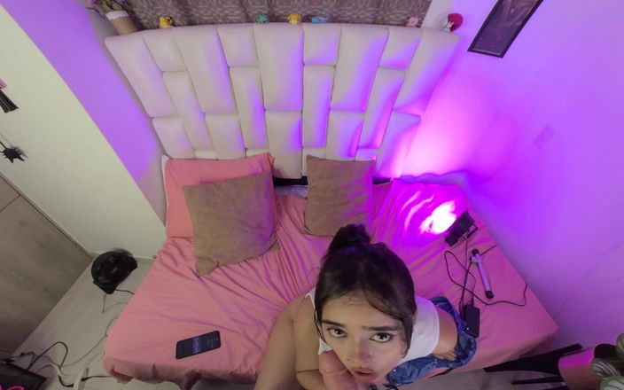 CuttiejennieVR: VR POV: Sání mého rozdrcení ptáka