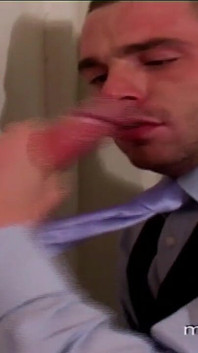Dirigente gloryhole 1