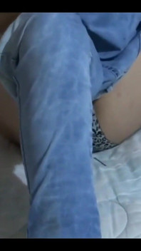 Porra na minha bunda com o jeans, minha esposa pede depois de foder meu melhor amigo