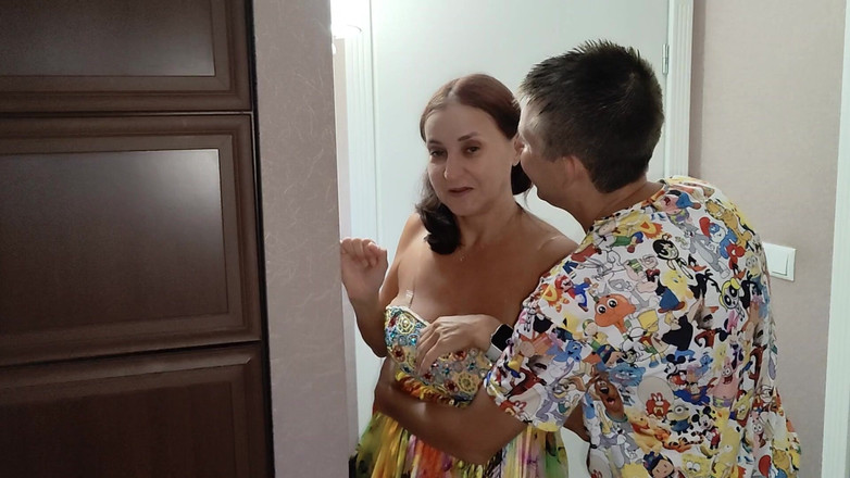 Tumanova Alina: Een Onderneukte Stiefmoeder Wilde Een Toetje Na Een Bedrijfsfeestje, Plaats...