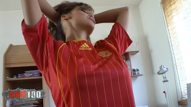 MMM100: Karyna: 섹스 토이로 노는 거대한 젖탱이의 아르헨티나의 Karyna Hot Babe