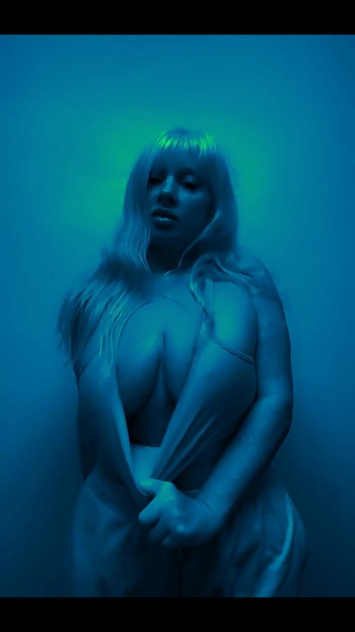 PaintedRose: 느낌.. 나와 함께 춤을 추시나요? 이게 내가 밤을 하는 전부야