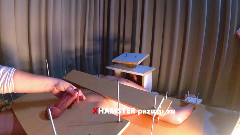 Pazuzu_zu: 발 간지럽히기 + CFNM 펨돔 cbt 핸잡. 망가진 오르가즘 + 오르가즘 후 고통