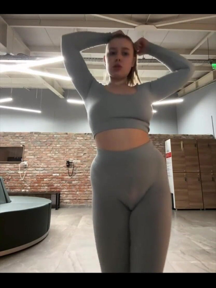 JuiceLussie: Verrückte fick-nahaufnahme im fitnessstudio