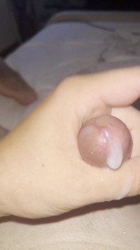 Große Sperma Ladung Im Bett