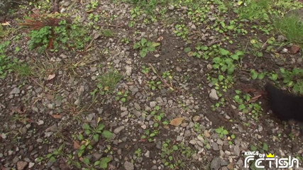 Pure Japanese adult video ( JAV): Japonesa gata recebe sua boceta peluda fodida na natureza à beira...