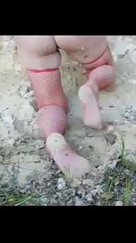 Dirty feet - part 1