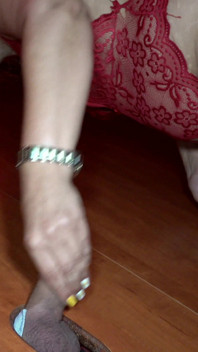 Glory hole divertente calda MILF vicky e la bbw luna