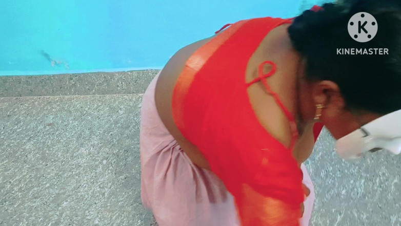 Sweethoneybgl: Büyük memeli desi hizmetçi para için patronuna sert sakso çekiyor - tamil şehvetli...