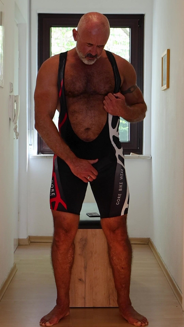 Mike Gross: Fun in Cycling Gear
