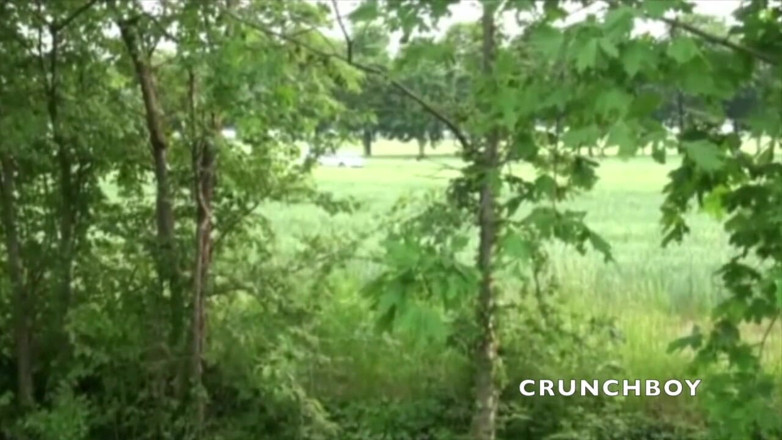 Crunch Boy: İki seksi ibne açık havada sikişiyor