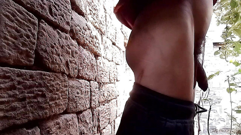 Gangbang straight: Naken pojke och hans vackra håriga kuk - 5