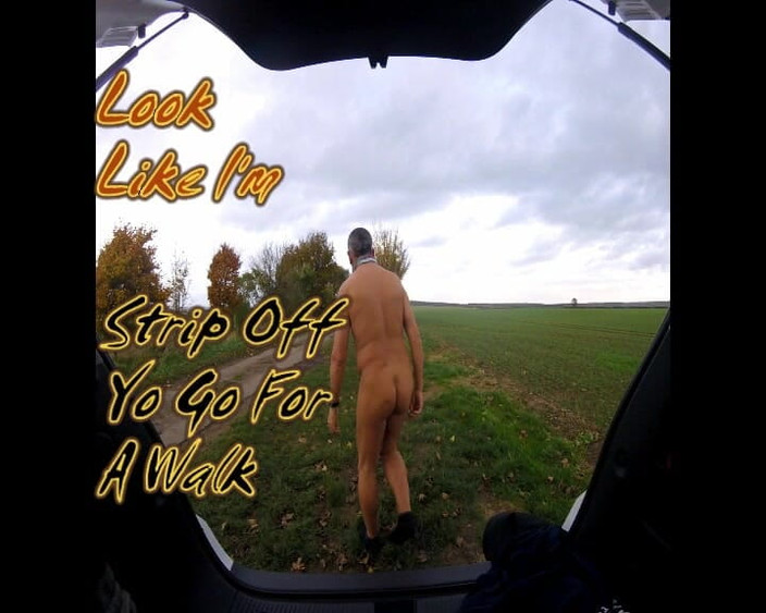 Andy: Arabada çıplak