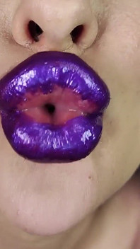 Supervillain Cruella Mesmerizes You with Deep Sticky Kisses