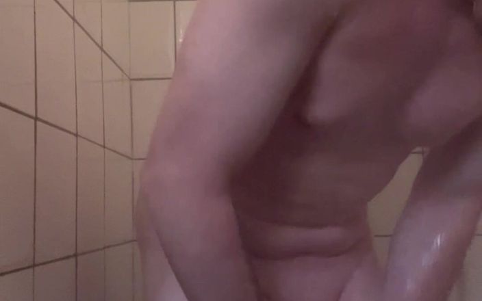 Laura Luiscz: Het is interessant hoe vaak mijn douche misgaat