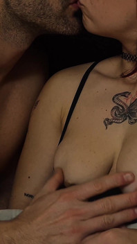 Baisers Torrichons Et Jeu De Tétons Sont Le Meilleur Combo Pour Jouir - Unlimited Orgasm