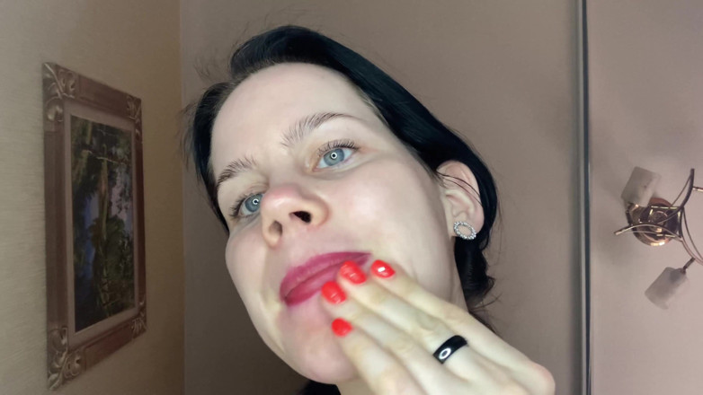 Anna Sky: Jätte Anna närbild