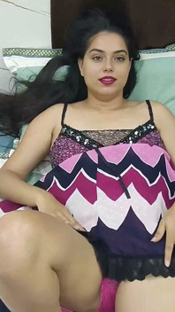 Desi ragazza teenager viene scopata duramente nel culo e nella figa da un cognato