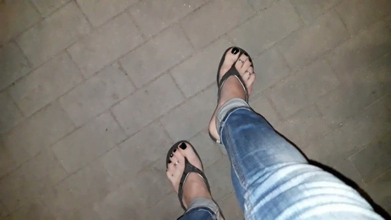 Heelex: Feet and Flip Flops