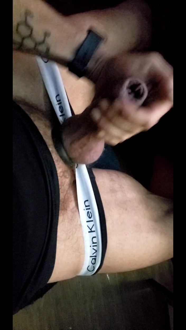 BBIG: Alpha Cashmaster golind portofelul Baitola