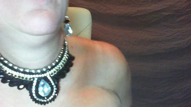 Jillian MILF: GILF Pussy Play