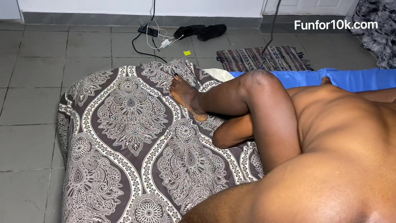 Funfor10k straight videos only: ホットでストレートで奇妙なカップルが昨夜、奇妙なセックスをしている