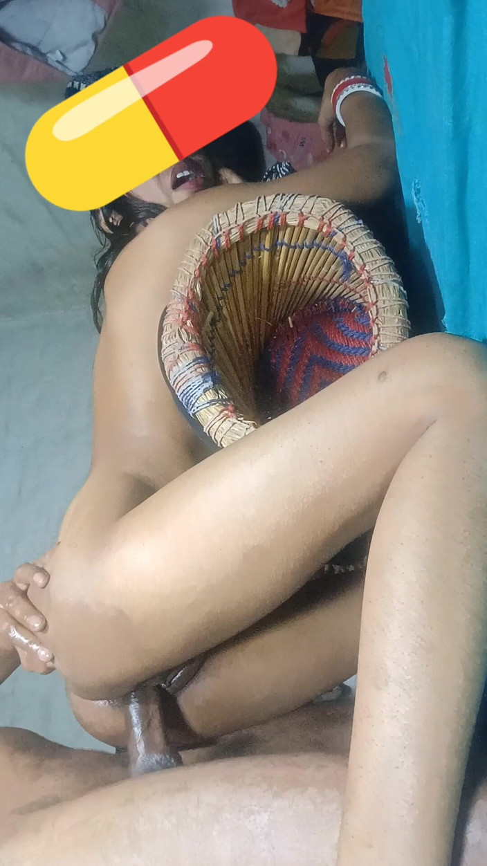 Mrandmrsvema22: Turist rehberi sıkı amcığımı sikiyor Hintli desi