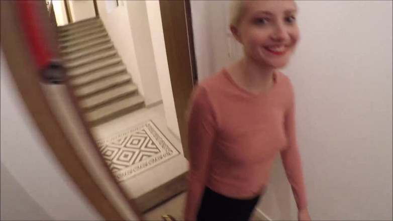 Helena Moeller: Il maestro di pick up si prende una bionda