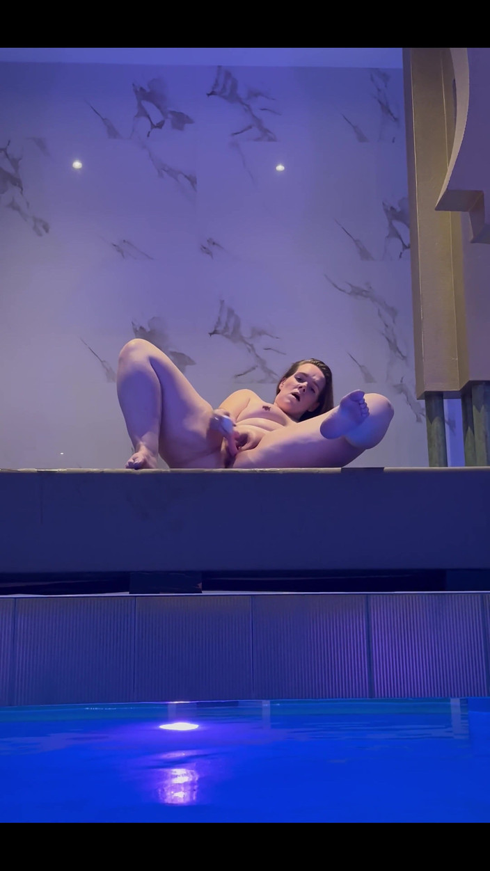 Naughty Mila: Eram atât de excitată în acest spa că a trebuit să...