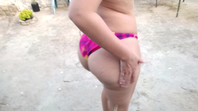 SugarPose: Velký zadek latina Jasmine je vybrána