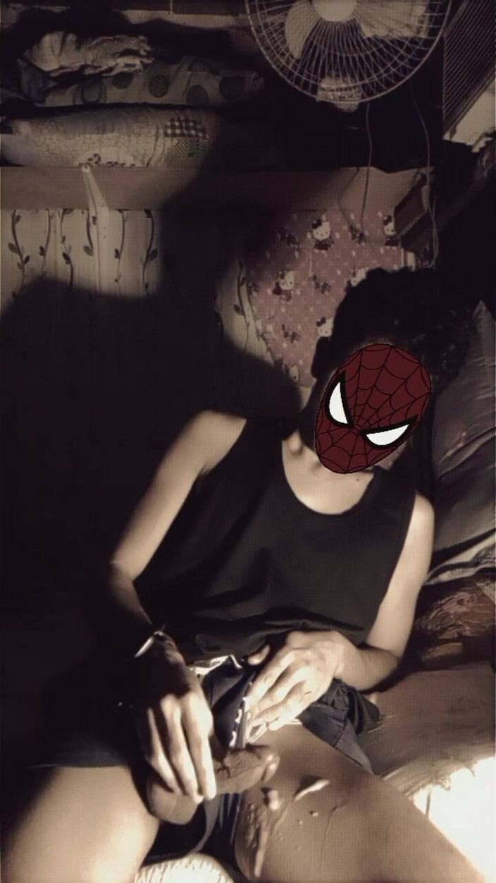 Sunflower Baby 69: Melancap Semasa Bersendirian Di Bilik