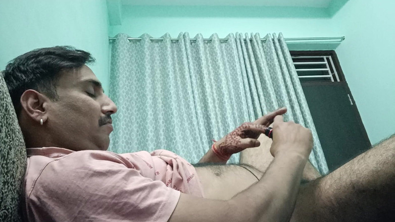 Rajasthani-old-lover: Hintli amca mastürbasyon