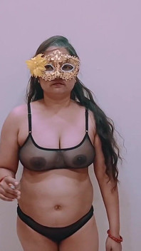 Amour avec la femme de ménage, gros nichons, cigarette et baise