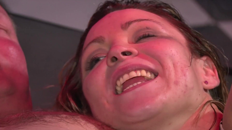 MMV films - The Original: Monstrózní anální deflorace!