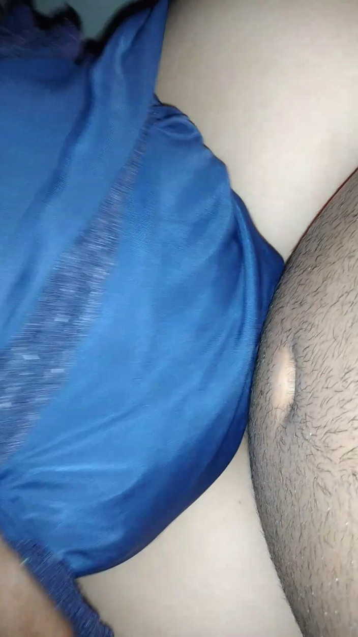 RealLoveX1: Piranha țâțoasă călărește pe lemn!