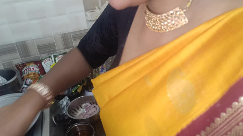 Palani69: Tamilska hus fru köksromans